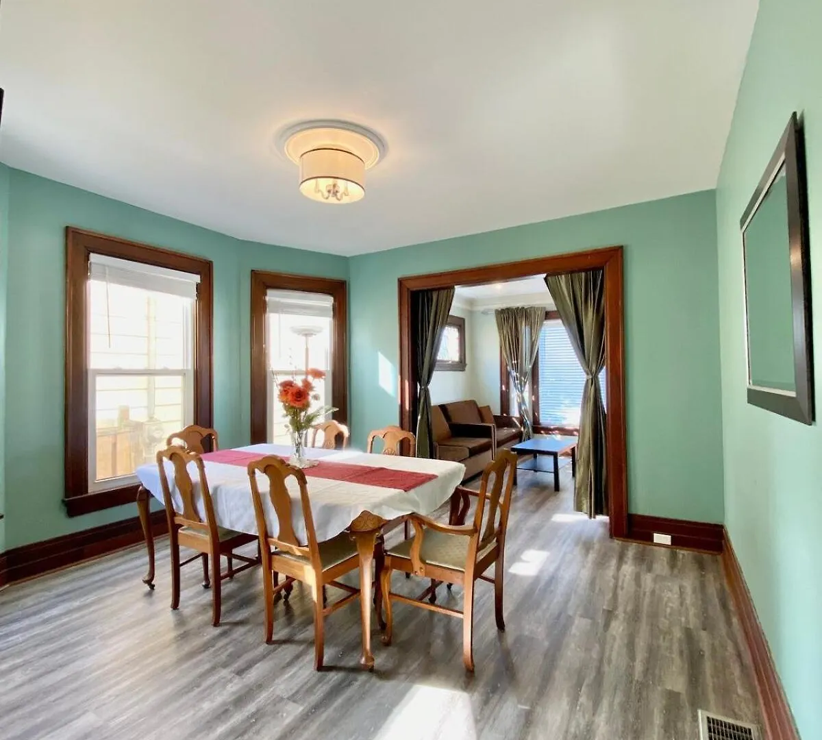 Apartment Cozy Suite-Walk To The Falls Niagara Falls